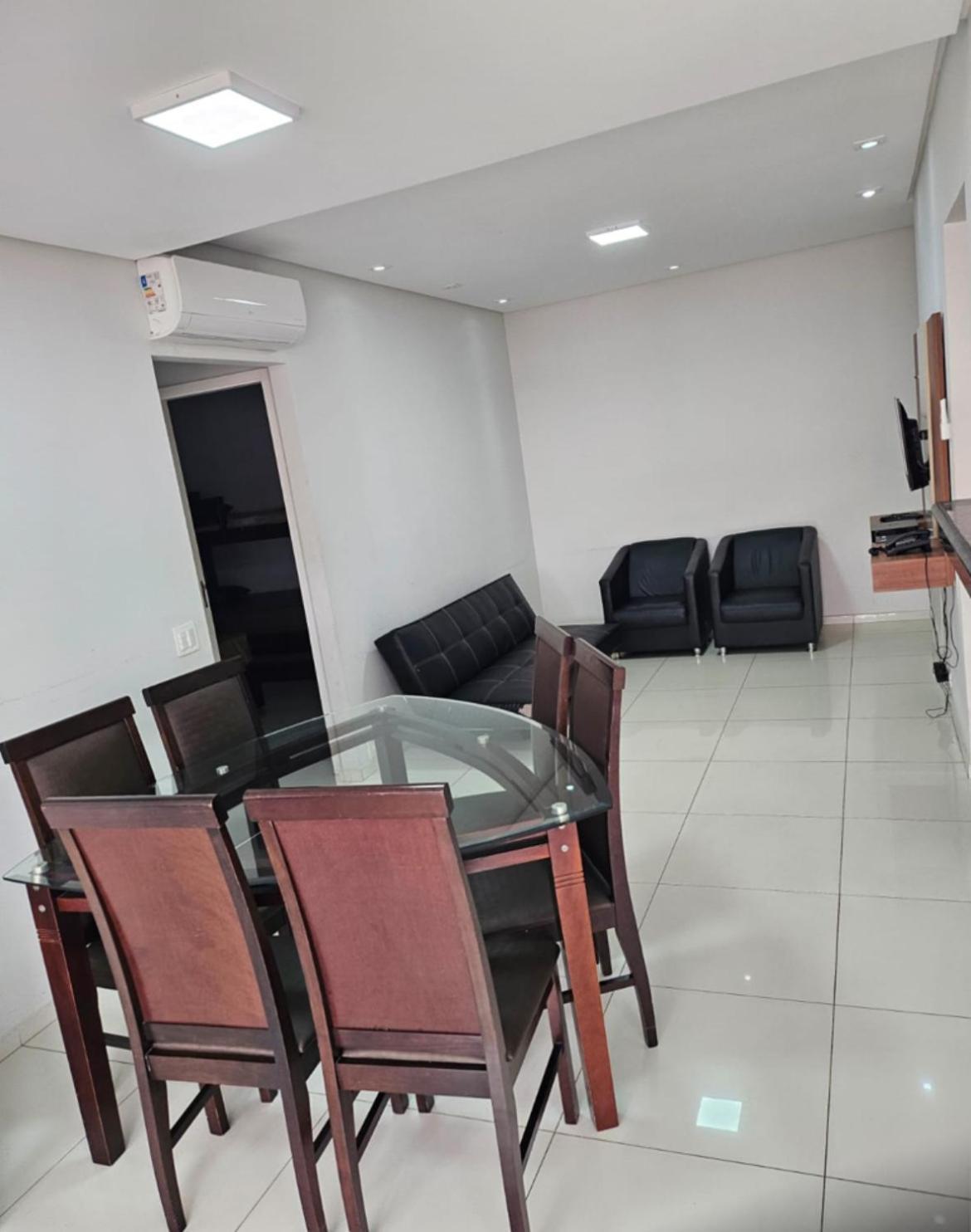 Pitangueiras Service, 2 Dormitórios, Piscina, 100 M Praia, Duas Vagas De Garagem E Wi-fi * Guarujá