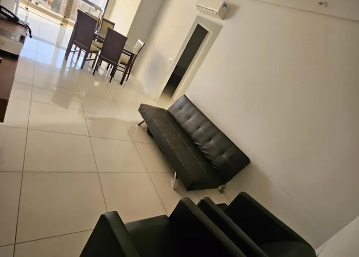 Pitangueiras 1 , 2 Dormitorios, Piscina, 100 M Praia, Duas Vagas De Garagem E Wi-Fi