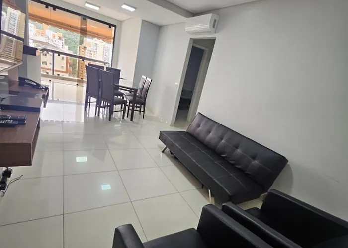 Pitangueiras 1 , 2 Dormitorios, Piscina, 100 M Praia, Duas Vagas De Garagem E Wi-Fi