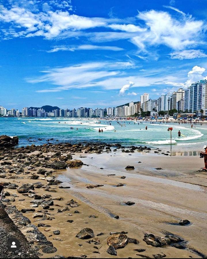 Pitangueiras 1 , 2 Dormitorios, Piscina, 100 M Praia, Duas Vagas De Garagem E Wi-fi * Guaruja