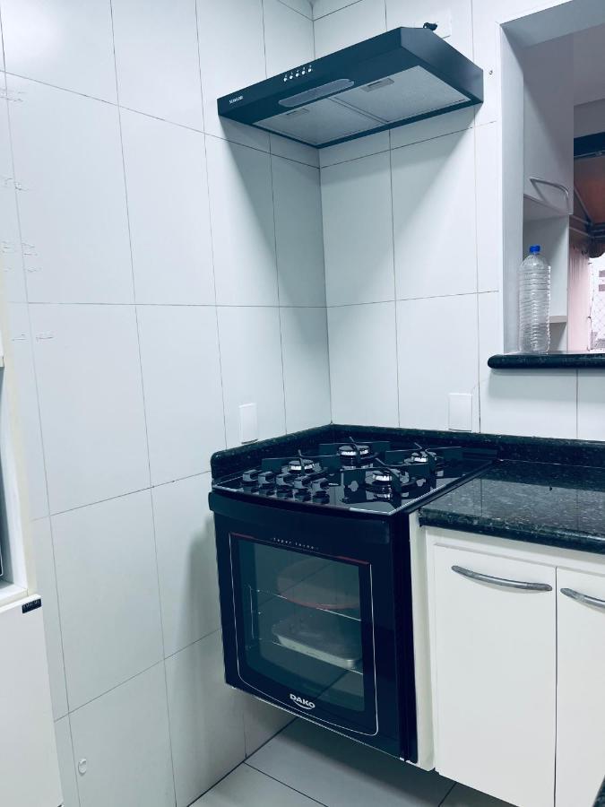 Pitangueiras 1 , 2 Dormitorios, Piscina, 100 M Praia, Duas Vagas De Garagem E Wi-fi Guaruja