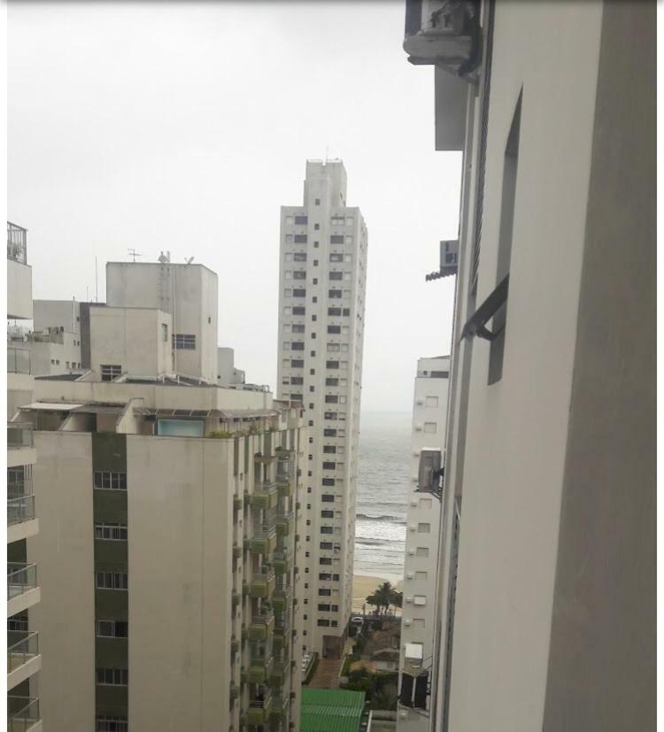 Pitangueiras 1 , 2 Dormitorios, Piscina, 100 M Praia, Duas Vagas De Garagem E Wi-fi Guaruja